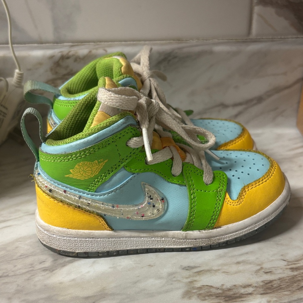 Nike Kids High-Top Sneakers in Yellow, Green & Light Blue